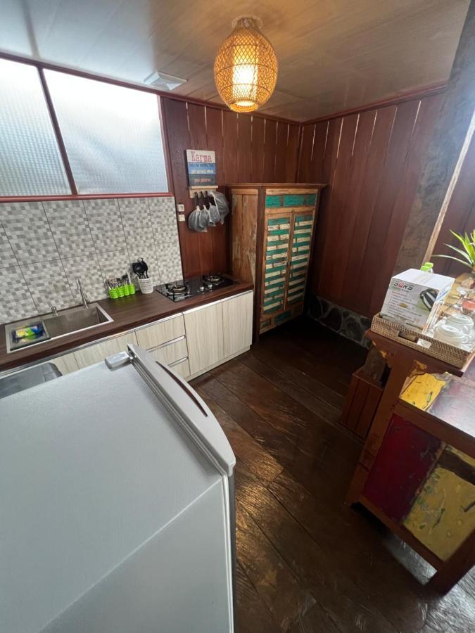 Cantika Zest Guest House ウブド エクステリア 写真