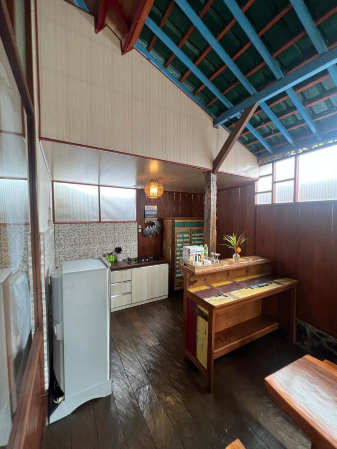 Cantika Zest Guest House ウブド エクステリア 写真