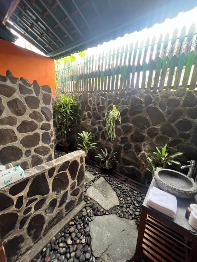 Cantika Zest Guest House ウブド エクステリア 写真